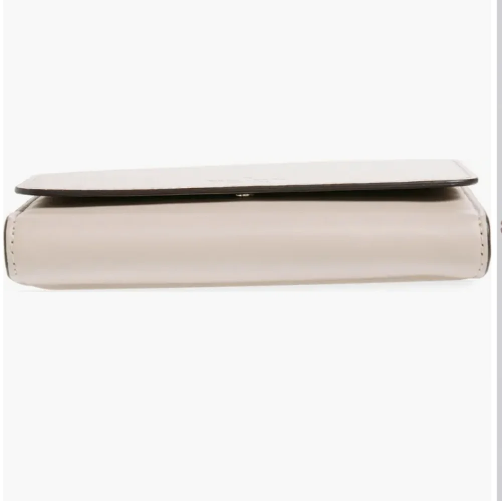 Kate Spade ♠️ Tusk Kerri Wallet on a string Purse NWT